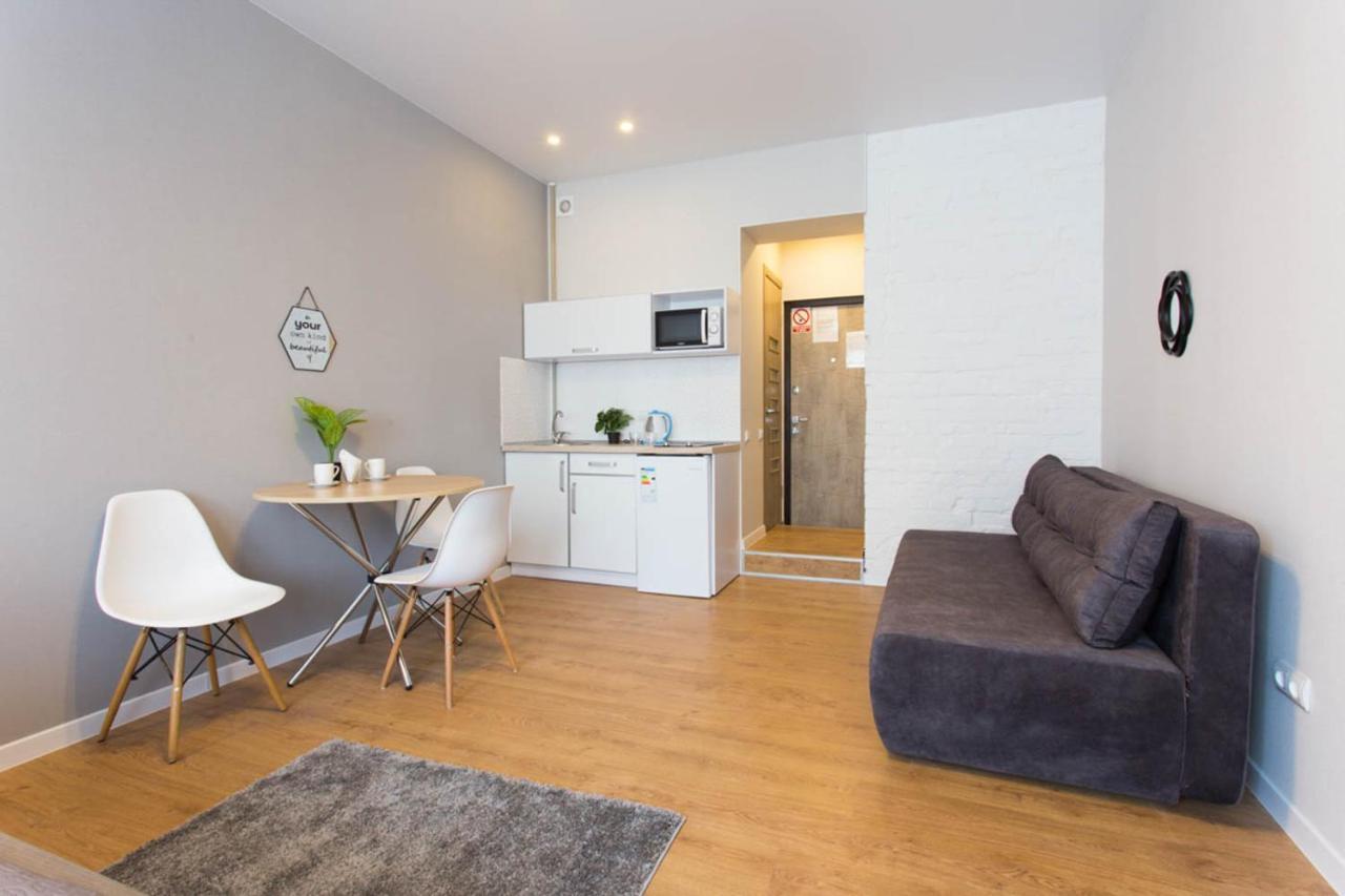 Modern Studio, Metro Yaroslava Mudroho And Universytet - Chernyshevska Str 95-2 Харков Екстериор снимка