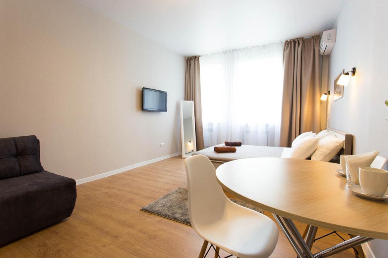 Modern Studio, Metro Yaroslava Mudroho And Universytet - Chernyshevska Str 95-2 Харков Екстериор снимка