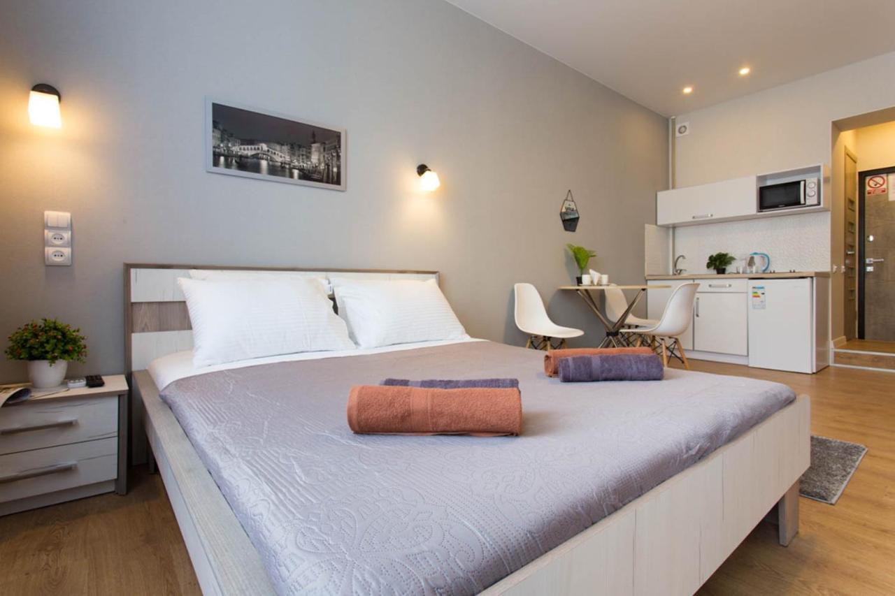 Modern Studio, Metro Yaroslava Mudroho And Universytet - Chernyshevska Str 95-2 Харков Екстериор снимка
