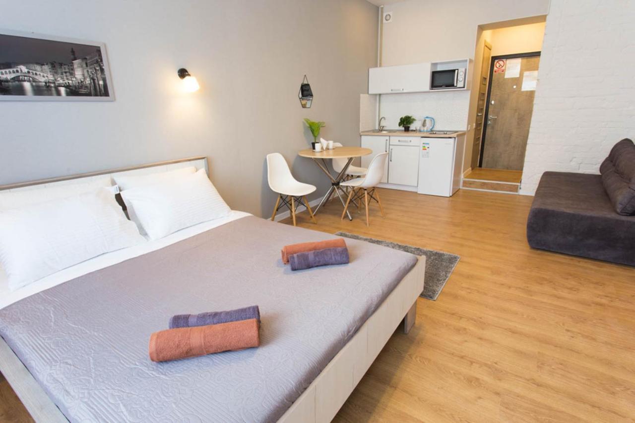 Modern Studio, Metro Yaroslava Mudroho And Universytet - Chernyshevska Str 95-2 Харков Екстериор снимка