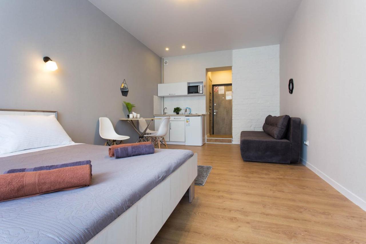 Modern Studio, Metro Yaroslava Mudroho And Universytet - Chernyshevska Str 95-2 Харков Екстериор снимка